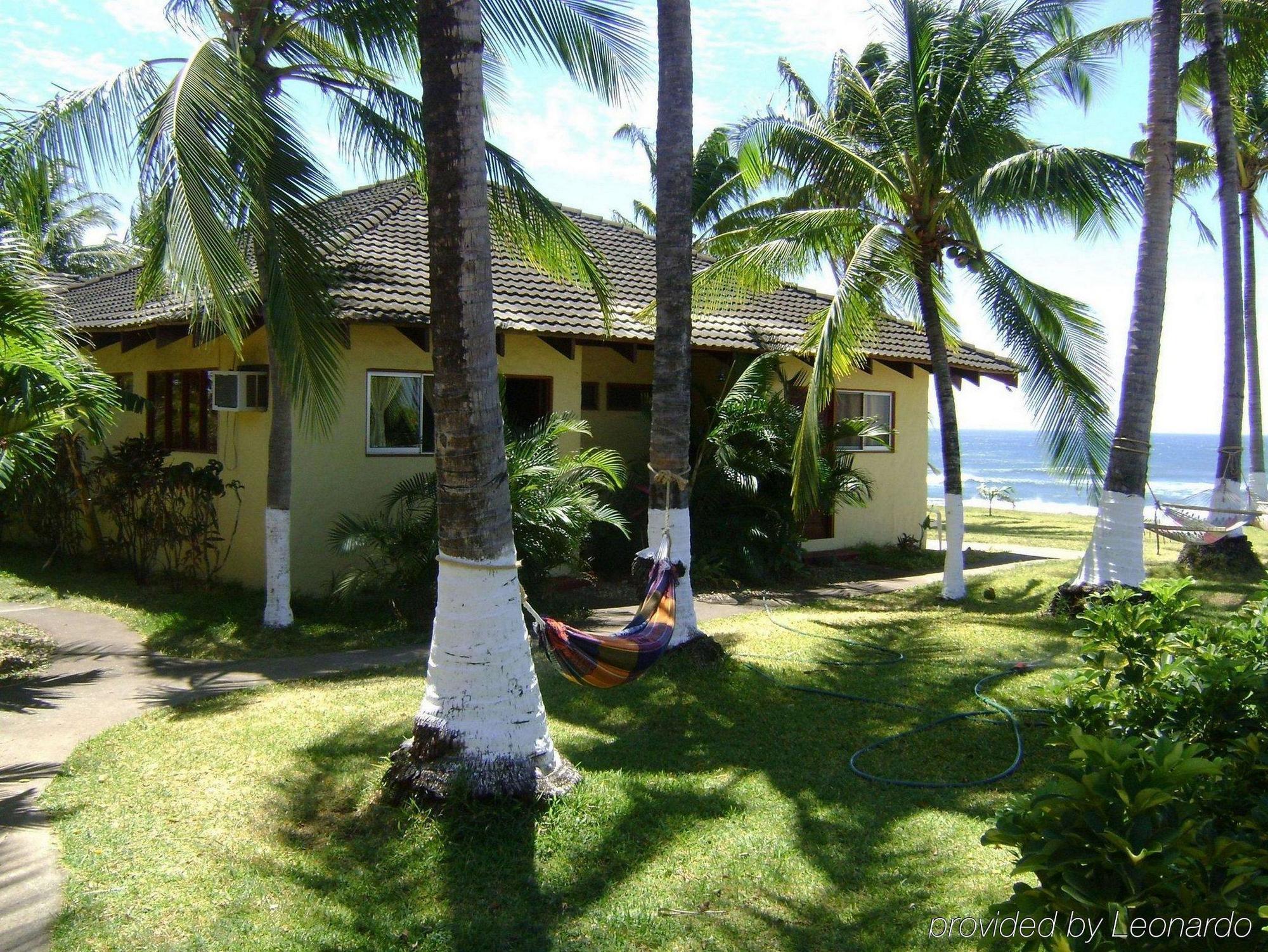 Hotel Iguanazul Playa Junquillal Exterior photo